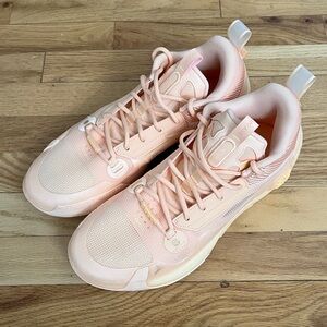 Way of Wade 10 Low Orange Size 11